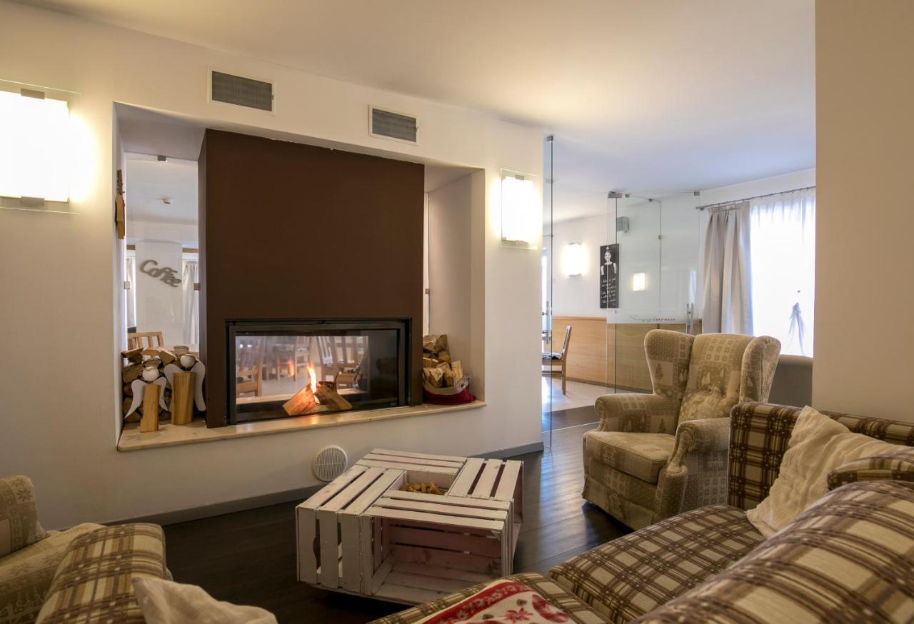 Hotel Luna Bianca Фольгария Экстерьер фото